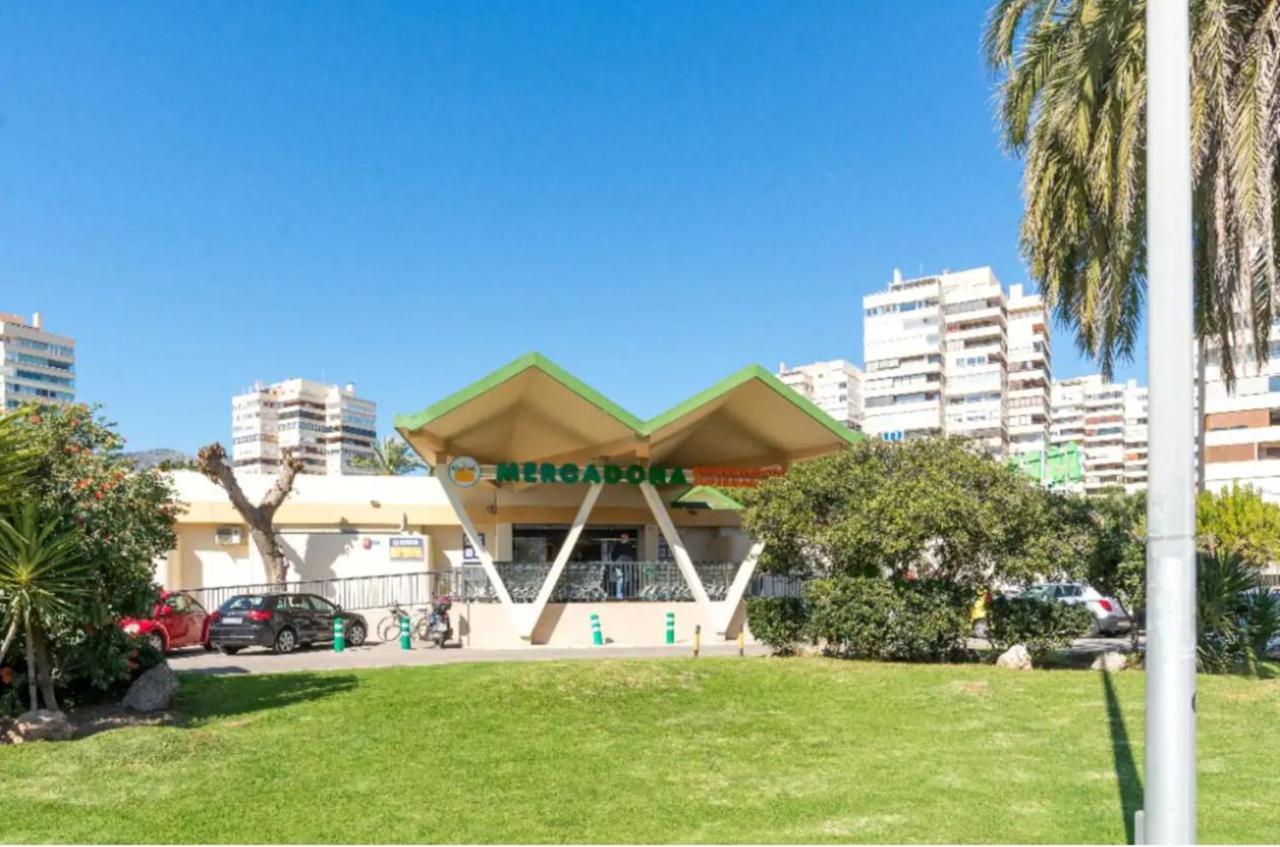 Torremolinos Playamar Primera Linea De Playa Urb. La Farola Exterior foto
